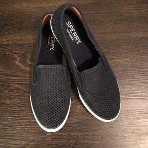 Sperry Slipons